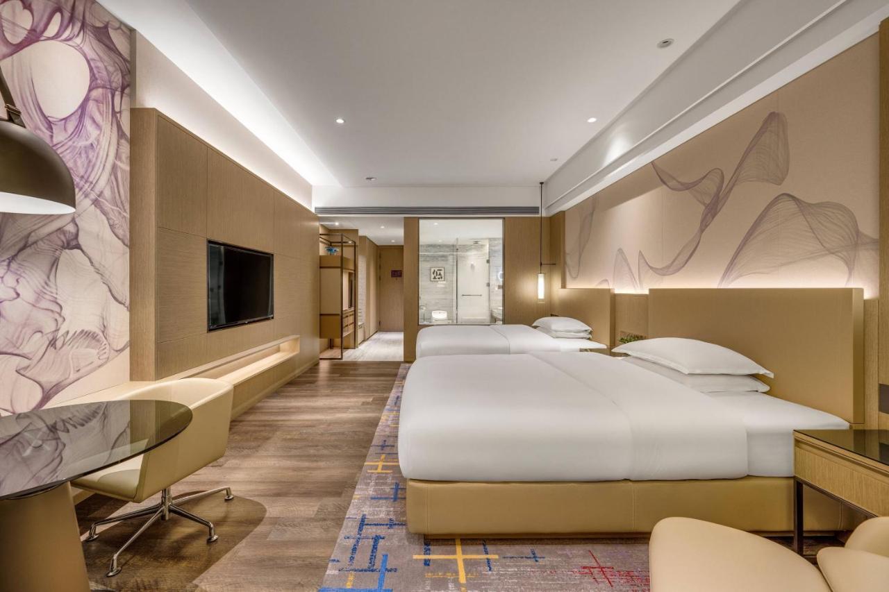 Kaohsiung Marriott Hotel Exterior photo Deluxe Room