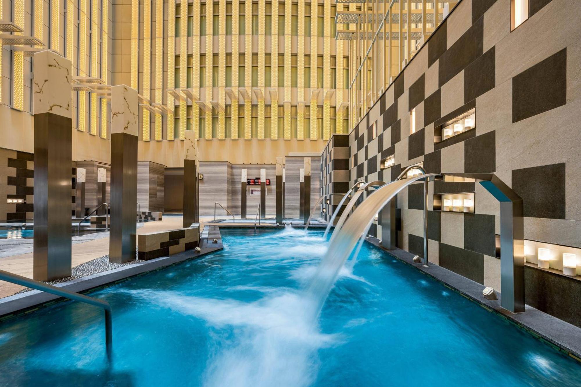 Kaohsiung Marriott Hotel Exterior photo The Spa at Encore